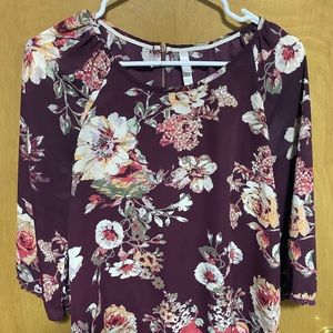 Women’s Pretty Floral Top